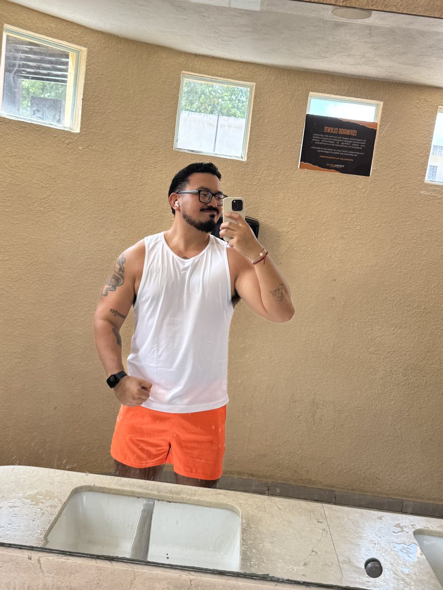 Electra Heart 🖤 tweet media