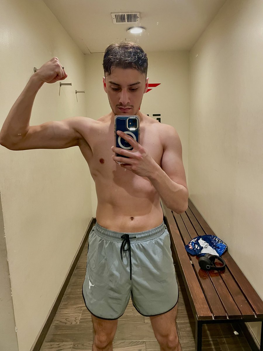 danielmoralesab's tweet photo. Día 40 
65KG
Vamos por otros 40 más🤩 https://t.co/DBgAwZapxO