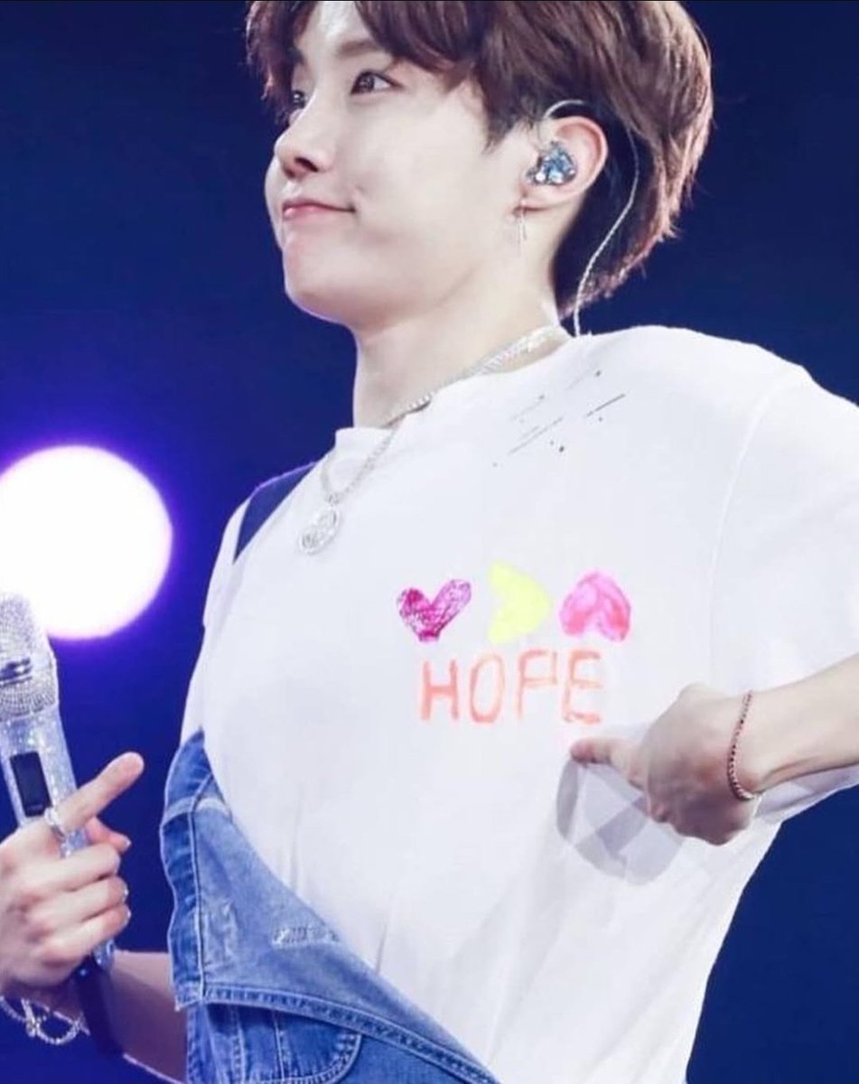 Dani SAW HOBI ᵇᵗˢ ⁷ ✡︎ ⊙⊝⊜/ 3.8.2021 tweet media