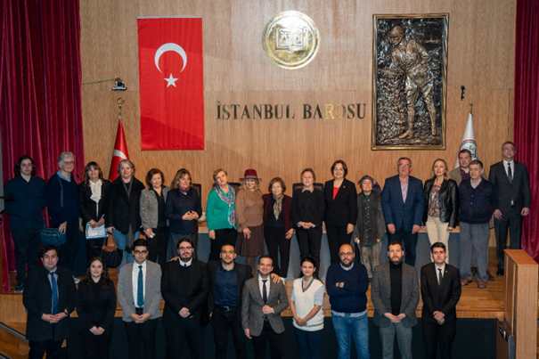 istbarosucumer's tweet photo. İstanbul Barosu Cumhuriyet Araştırmaları Merkezi’nin (CUMER) düzenlediği 100. YILINDA TÜRK KANUNU MEDENİSİ paneli gerçekleştirildi. Büyük önder Atatürk’e saygı ve minnetle… https://t.co/lA6aHnDF4E