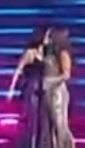 robinCul's tweet photo. L'ULTIMO BACIO

#sanremo2026 https://t.co/4bzcJqk4OA