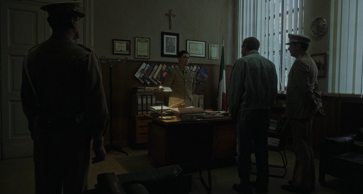 TaniaPenasalv's tweet image. El segundo capítulo de #Portobello me ha gustado todavía más que el primero que ya era magnífico. Toda la detención, el ingreso en la cárcel, el sin sentido de la acusación... Brillante.