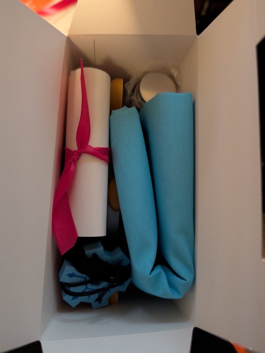 Fox and Hound tweet media