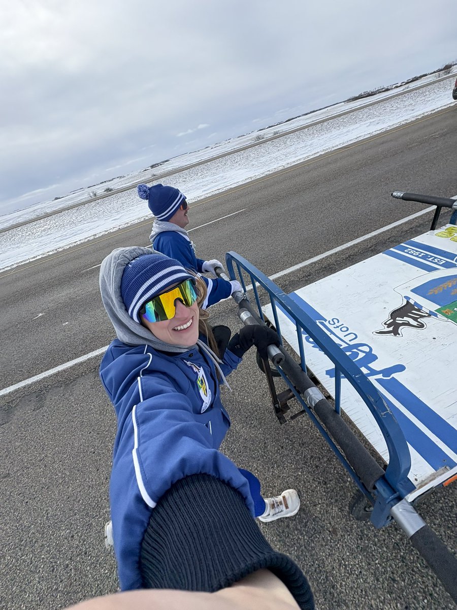 saskaggrads's tweet photo. Cordell Larson (‘26) just ran 14km straight as an incentive for money raised!!! Wow!!! This guy is a beast!!! Get him a beer 😂 https://t.co/BFCtr07xyZ