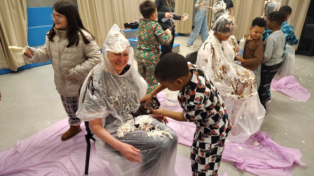 Pershing Hill Elementary tweet media