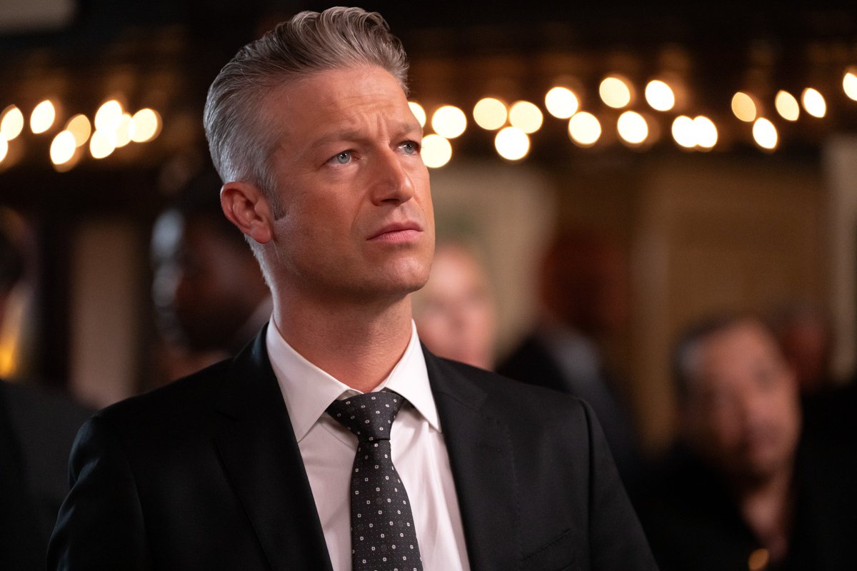 𝐋𝐀𝐖 & 𝐎𝐑𝐃𝐄𝐑 tweet media