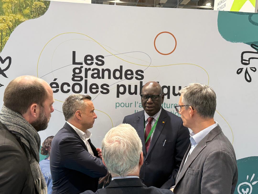 univsinesaloum's tweet photo. En marge du Salon de l’Agriculture
Le Pr Diegane DIOUF (USSEIN) et le Pr François Purseigle (INP-Agro Toulouse) renforcent leur partenariat pour la mobilité et la coopération scientifique.
#USSEIN #INPAgroToulouse #Agreenium #Pettal @diegane_diouf @Diakhate_12 https://t.co/OZRuYeVOlM