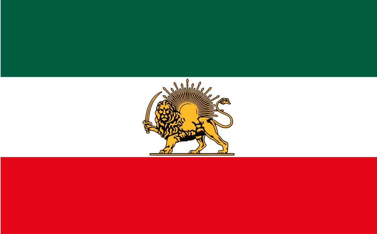 MoMo1589712's tweet photo. بچه ها اگه من رو می‌بینید من دارم به چخ میرم ناموسا کمک https://t.co/EjPpKyQKqv