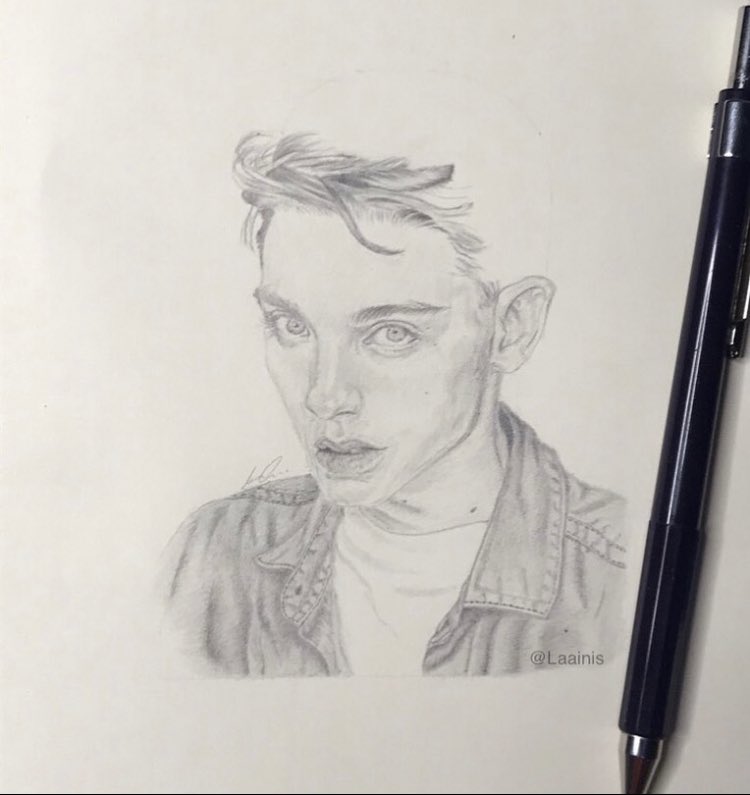 SarahMAlkhalid's tweet photo. Fellow artists! Share your art and nationality✨ https://t.co/T0cGQhDWNn