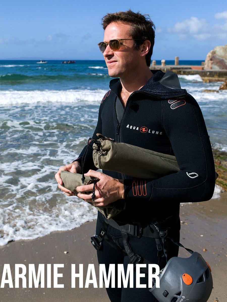 Dear Armie, you are missed ❣️
(bts photo from Running Wild with Bear Grylls)
#ArmieHammer