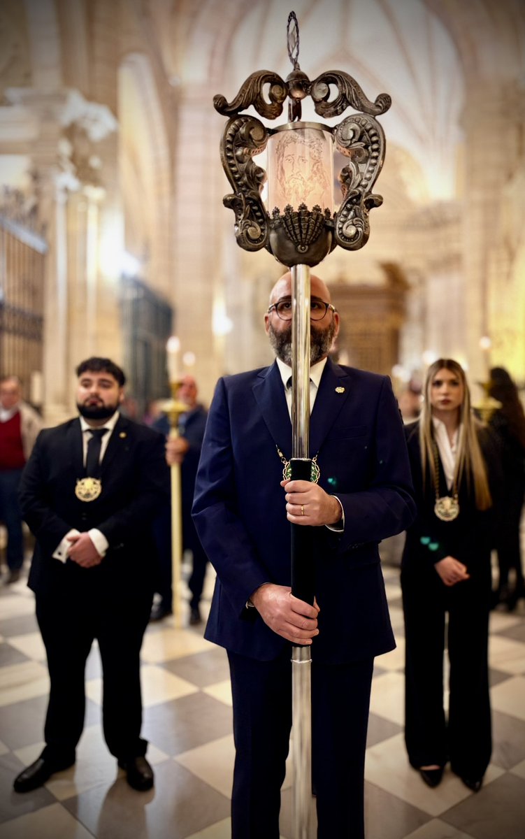 Cofradia Stmo. Cristo de la Esperanza tweet media