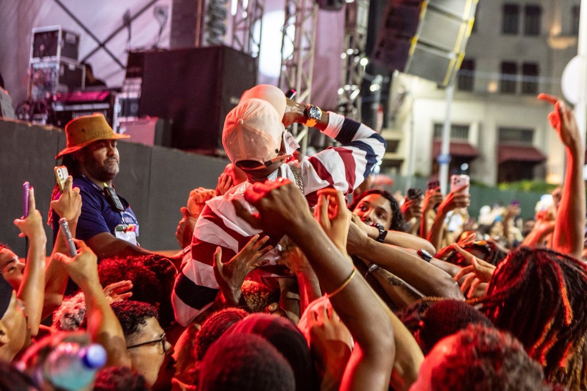 Vandaldeverdade's tweet image. #CARNAVAL / 💙 •

NAZTYH •
.