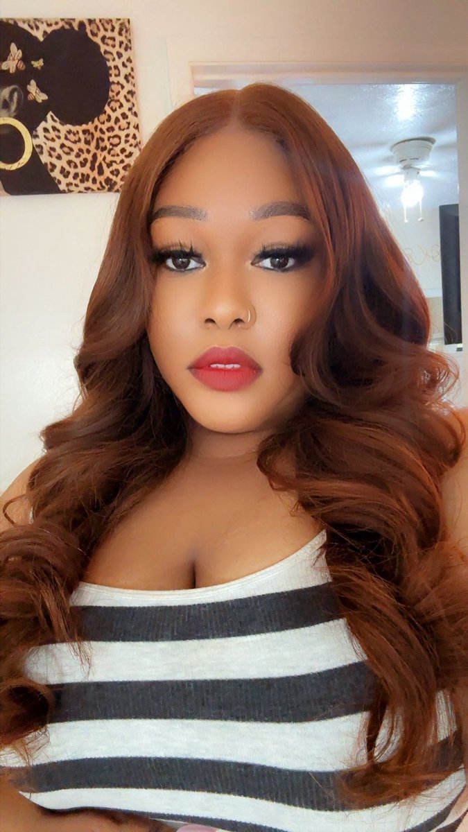 CrownMeTiara88's tweet image. 💋💋💋 #30PlusTwitter #BigFineFriday it’s been a minute!