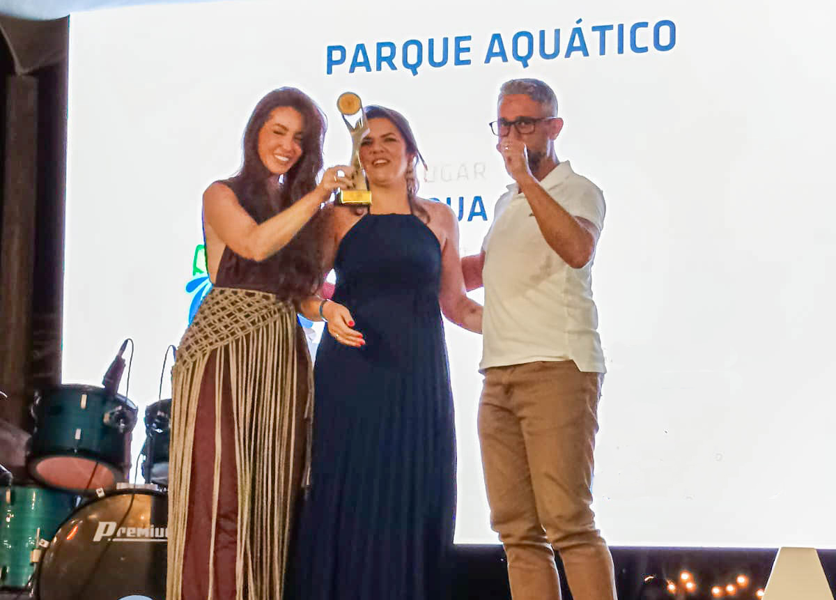 acqualokos's tweet photo. Mais uma vez o Acqua Lokos se destaca como o parque aquático mais lembrado. https://t.co/48lnVgEN0i https://t.co/O4dTWfCXSA