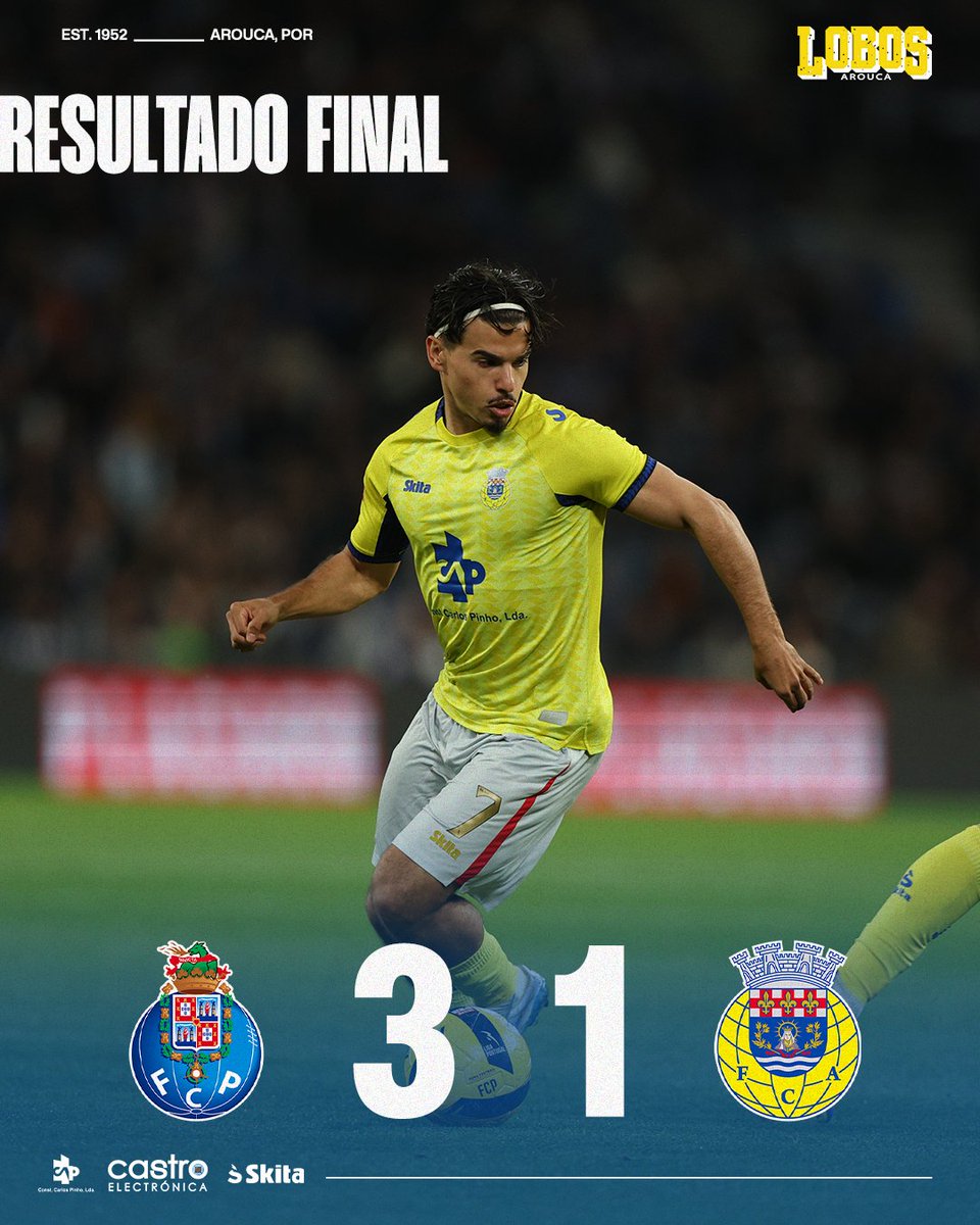 OficialFCArouca's tweet photo. 🕛Termina o jogo
| FC Porto 3-1 FC Arouca |

#LobosDeArouca #AmorEPaixao https://t.co/tP6IROlMUO