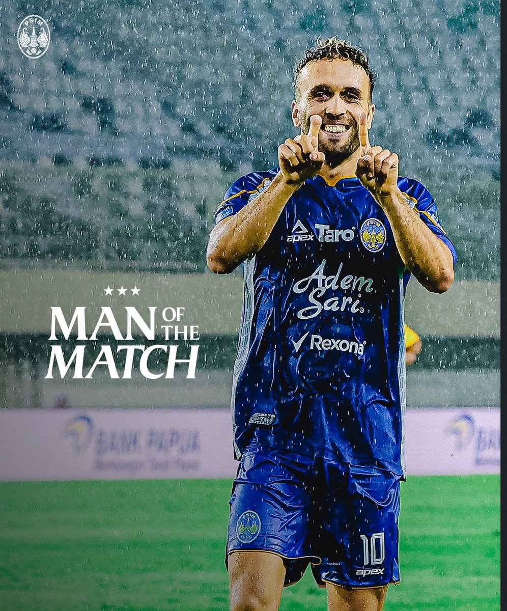 Keduanya mencetak gol dan bergantian melakukan selebrasi nya.
Friendship 💚💙✌️1️⃣1️⃣

Selamat sao, Oya Winaldo.