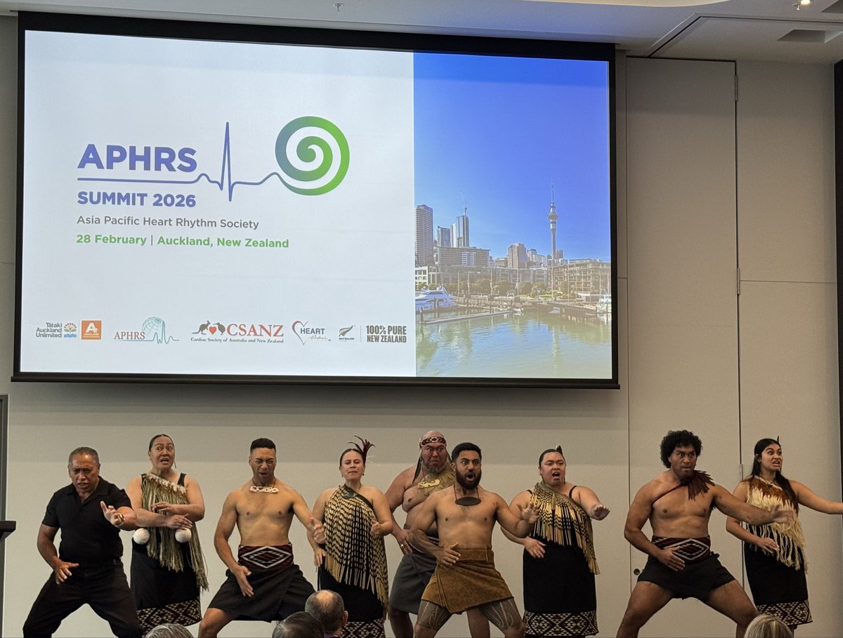 RachaelmlStiles's tweet photo. @martinkstiles kicking off the APHRS summit @APHRSOfficial @NZ_ICC #kiaora #haka https://t.co/S1z0Rvdrhx