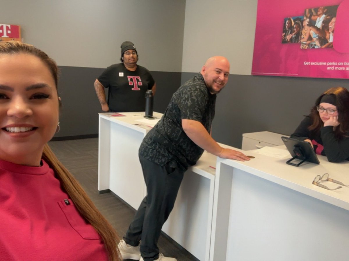 Connectivity Source tweet media