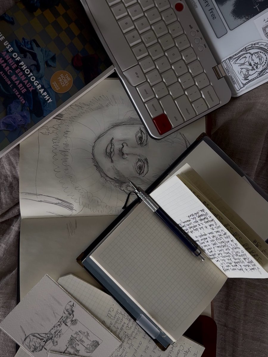 Freewrite Distraction-Free Writing Tools tweet media