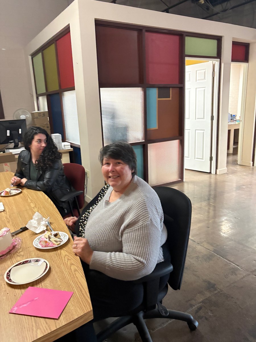 LungNsPei's tweet image. Today, we took time to celebrate our amazing President &amp;amp; CEO, Robert MacDonald, marking his birthday with a little cake and a lot of appreciation.

Earlier this week, we did the same for our fantastic Finance Manager, Maria Caines.

#FebruaryBirthdays