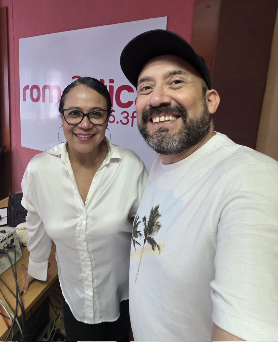 Feliz cumpleaños @mona.campos.524 que alegre que podamos festejar nuestro cumpleaños el mismo día y en la misma empresa. Pásala bonito #happybirthday 🧁🤗