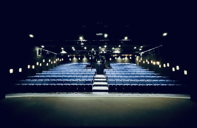 It’s nearly time, TROUBLE WITH KIDS 
at the Lamproom Theatre, Barnsley.

A brand new play about fertility, fame, family and friendship.

📆 Tues 17 March - Sat 21 March

🎟️ barnsleylamproom.ticketsolve.com/ticketbooth/sh…

#fertility #fame #family #friendship #troublewithkids