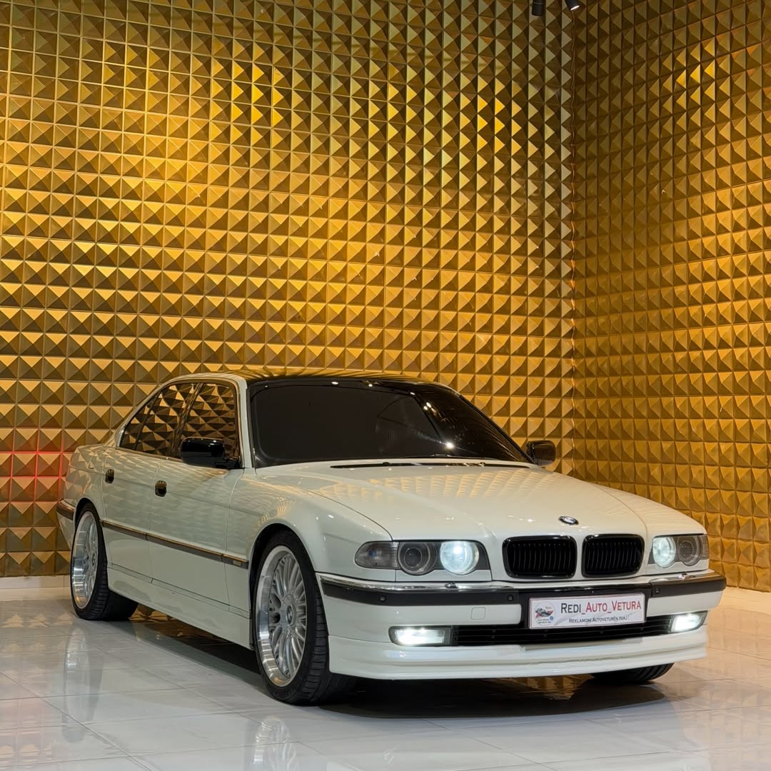 nocarcontext's tweet photo. BMW 730d E38 🤍🤍 https://t.co/fLb1VkIWi0