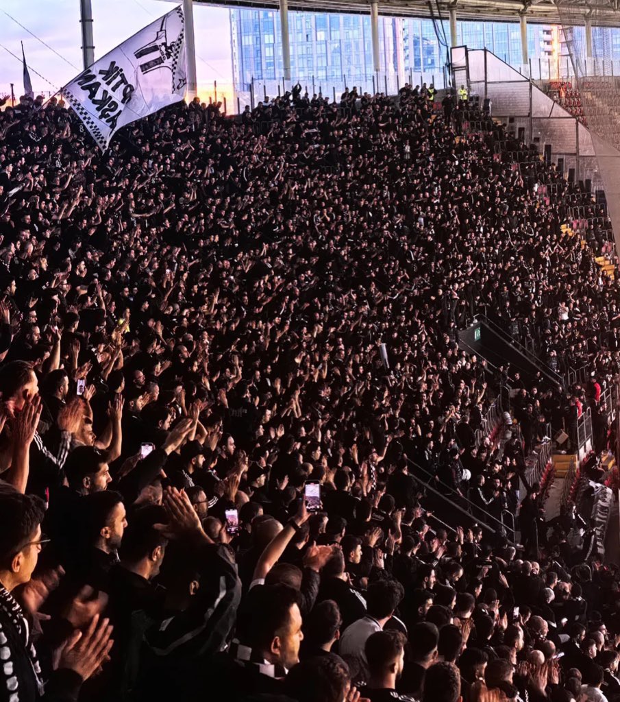 🚨çArşı'dan, Hodri Meydan'a: 

"Bu meydanda cengimiz var, er olan meydana gelsin!"