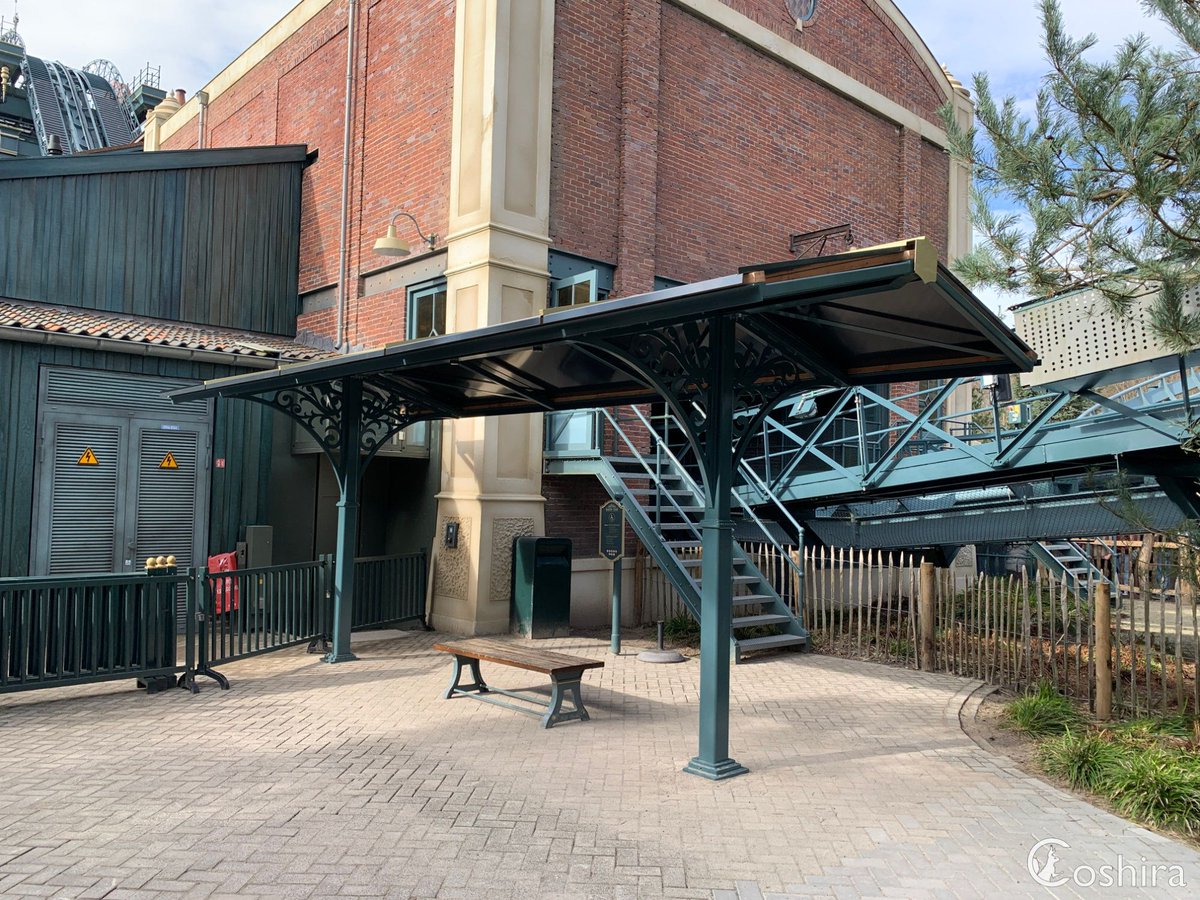 Coshira_'s tweet image. Weinig nieuws bij de MIVA overkapping bij Baron 1898

#Efteling #Baron1898