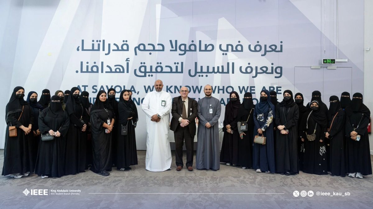ITJOUD1's tweet photo. هالسنة نادينا الأزرق مختلف 💙

قيادة أعتز فيها، وبيئة ملهمة نؤمن فيها إن العضو مو بس يعطي… قبلها يتعلم، يكبر، ويصير عنصر مؤثر

المشوار مستمر، و قدامنا الكثير ✨

#IEEE_KAU_2026 https://t.co/Uzk2CIRkMa