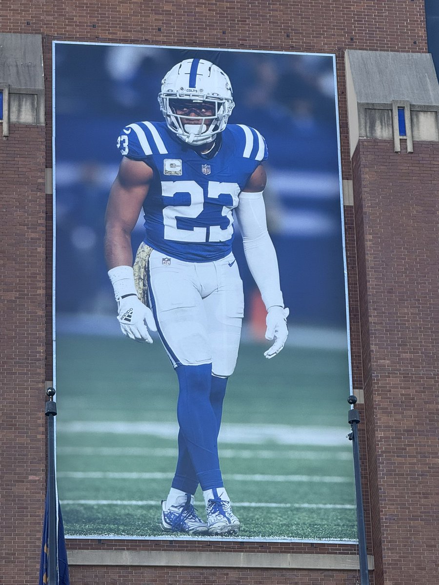 .<a href="/Colts/">Indianapolis Colts</a> <a href="/KennyKennyMoe3/">Kenny Moore II</a> I cannot come to Indy and walk into <a href="/LucasOilStadium/">Lucas Oil Stadium</a> and not honor of the best defenders in the NFL...#BaldysBreakdowns