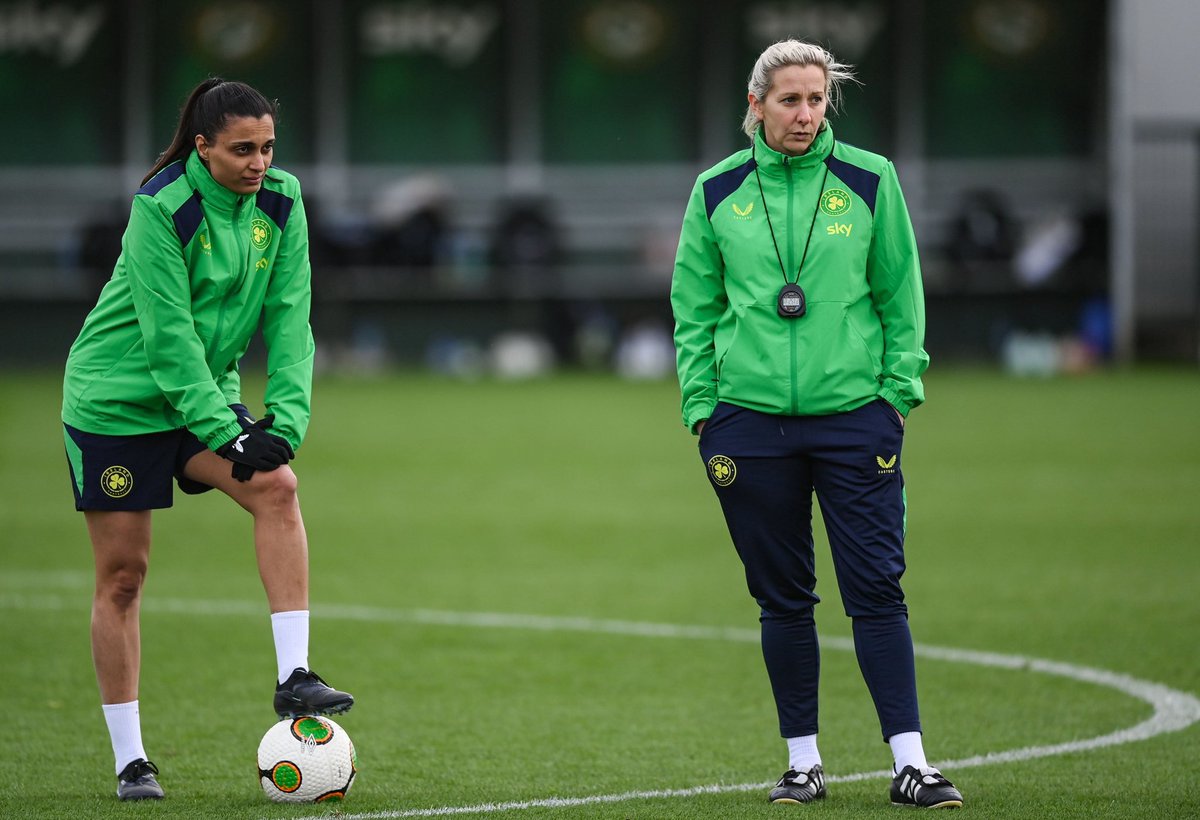 Jasmine Mander tweet media