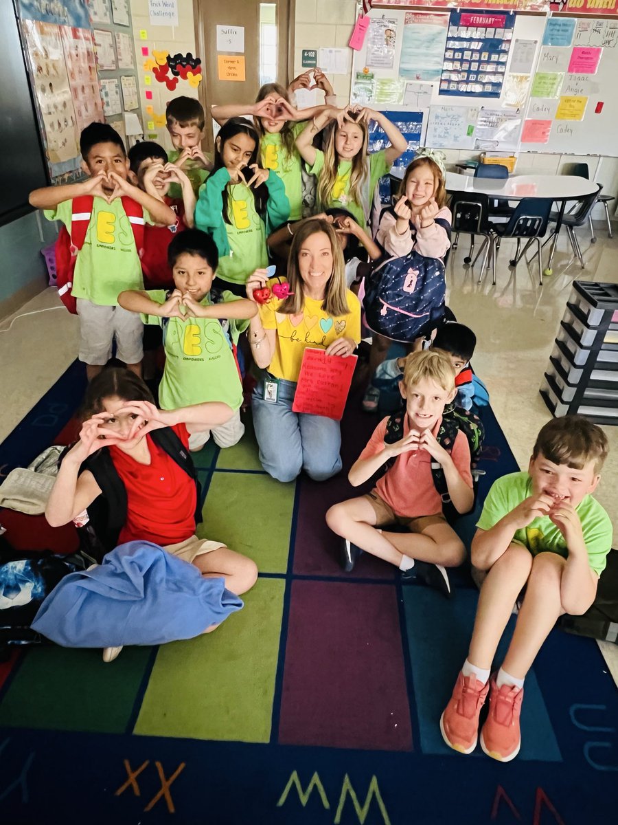 Mrs. Netti tweet media