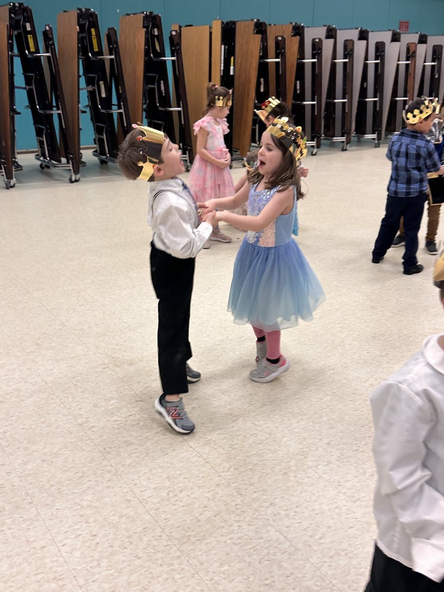 Broadneck ES tweet media