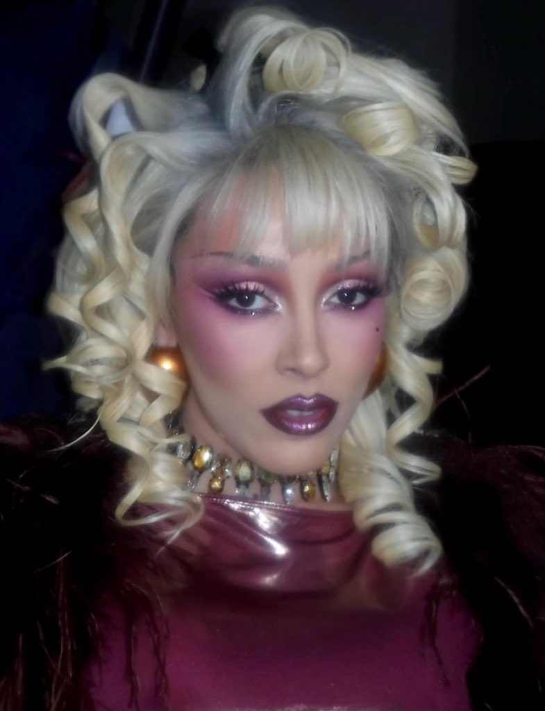 dojaclouds's tweet photo. she’s just so fucking sickening https://t.co/vR1SBR1s4V