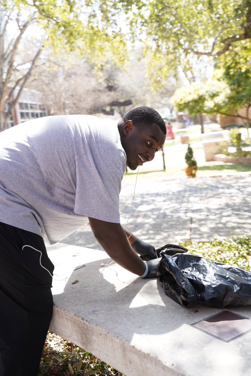 UIW Football tweet media