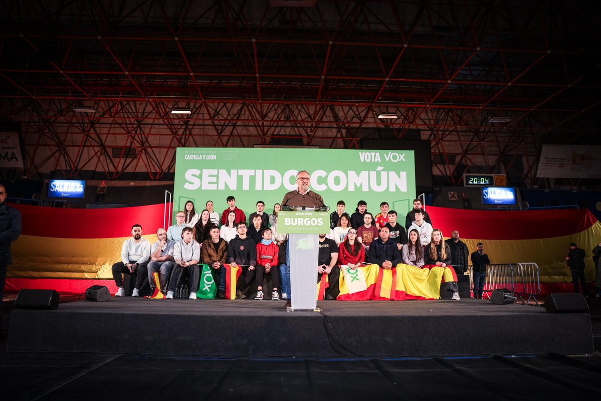 Hoy iniciamos la campaña en Burgos.

El polideportivo abarrotado y sin autobuses.

Gracias por vuestro cariño y apoyo en todos y cada uno de los lugares que visitamos.

VOTA SENTIDO COMÚN, VOTA VOX 🇪🇸