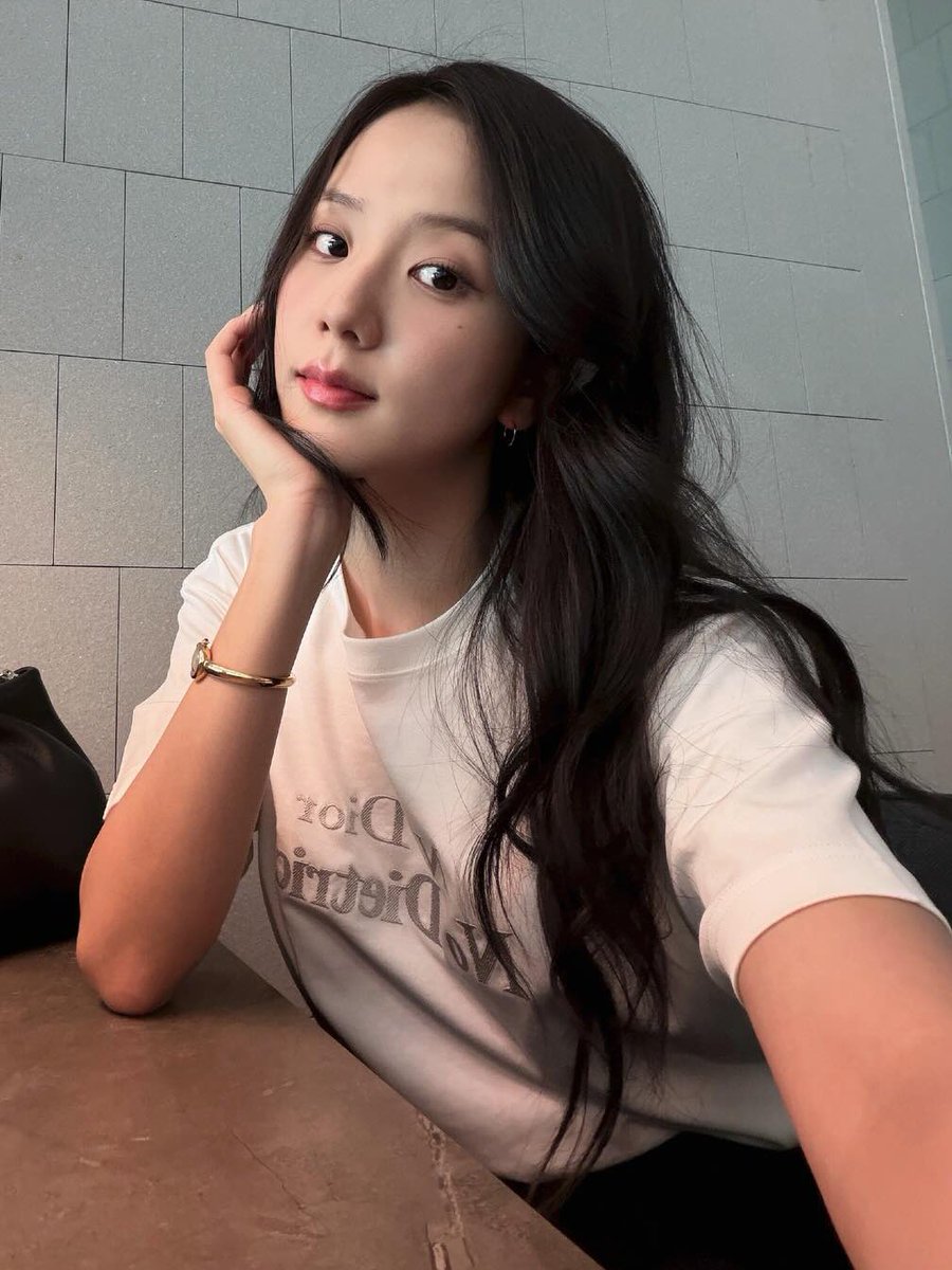 blackpink tweet media
