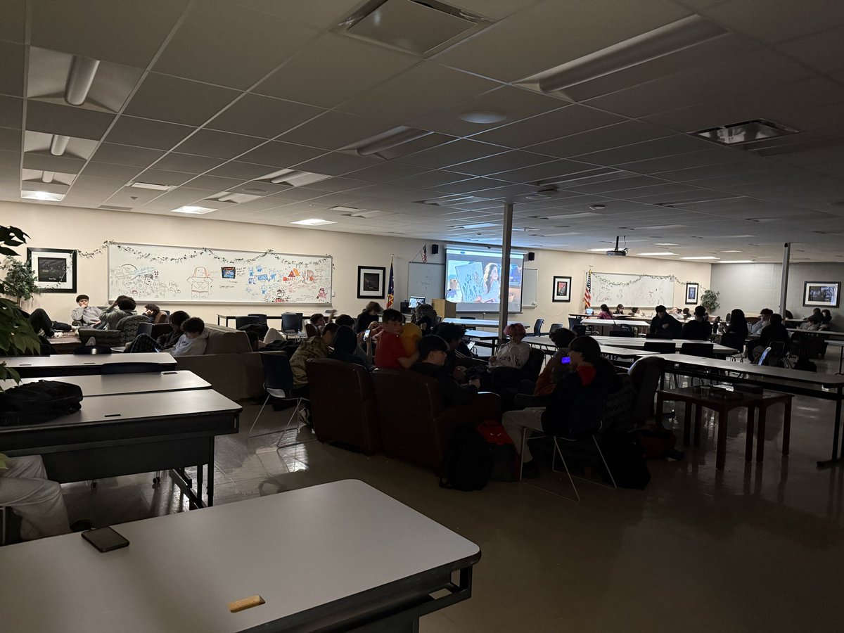 Mrs. Madak tweet media