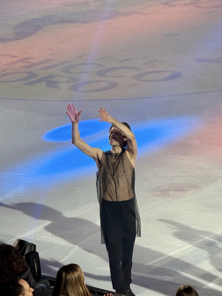 Pineapple tweet media