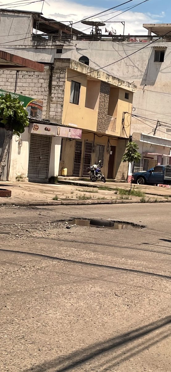 harleyfrancoc's tweet photo. Lamentable la situación que atraviesa Machala, con los índices de peligrosidad más altos jamás registrados en su historia y en completo abandono por parte de sus autoridades cantonales. https://t.co/RtUiY32OYu