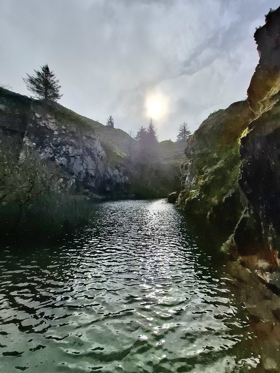 Richard_M_Owen's tweet photo. Find #peace away from the noise.
#rollonspring #outdoors #trekking
#hills #forests #home #isolation #Pembrokeshire ๐ด๓ ง๓ ข๓ ท๓ ฌ๓ ณ๓ ฟโฐ๏ธ๐งญ๐ https://t.co/R6aQcL9LbL
