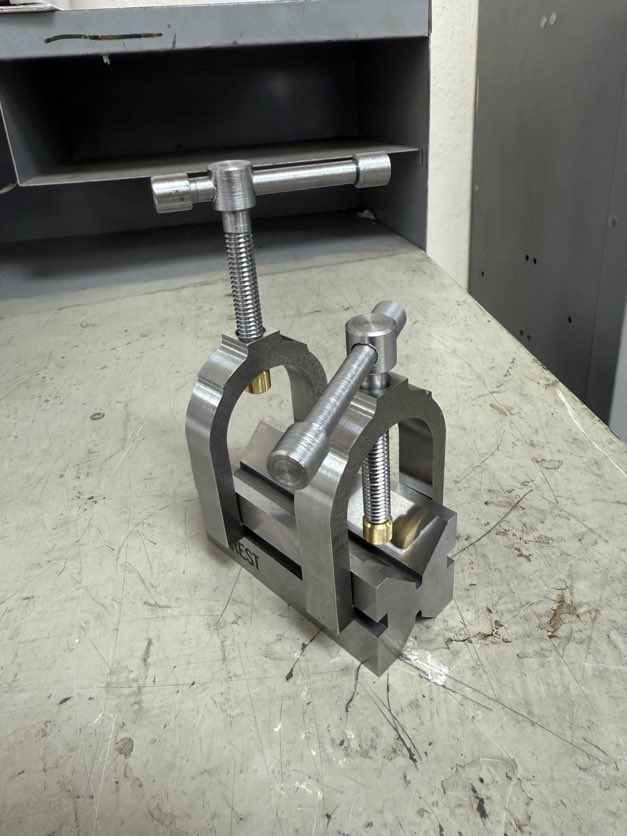 Everest Brady 🏔️ tweet media