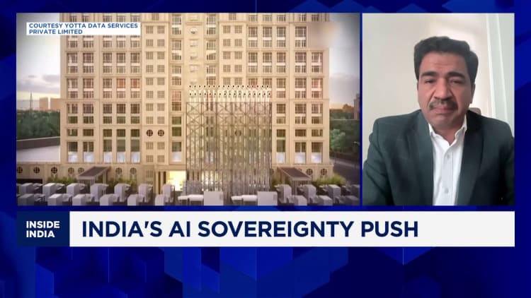 wearspanglish's tweet image. Unlocking India's tech potential! 🚀 Yotta's $2B AI Hub will empower local startups and fuel an economic revolution! #IndiaTech #AIInnovation  biz-index.net/blogs/startup-…