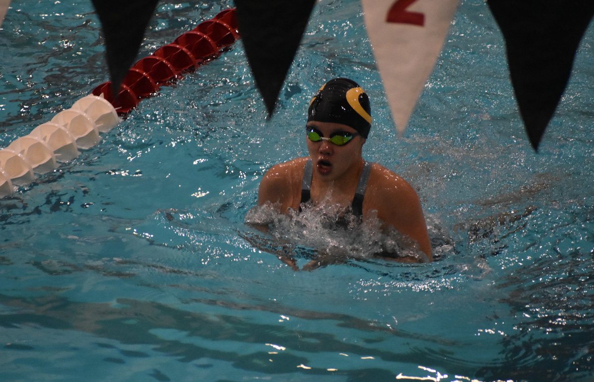 swim_dive_elks's tweet photo. State Finals Qualifier!
Ruri Lee heads back to finals tomorrow seeded 15th in the 200 IM (2:09.70)!
#chsswimanddive #epnd https://t.co/hYnzVaG7dM