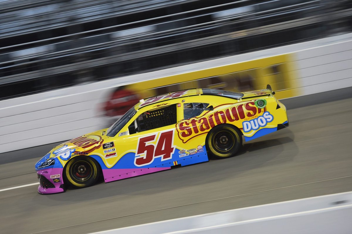 KBfan2008's tweet photo. @Matthew__Bruner Such a cool scheme wish they used it for more races https://t.co/xBQZVKlw3Q