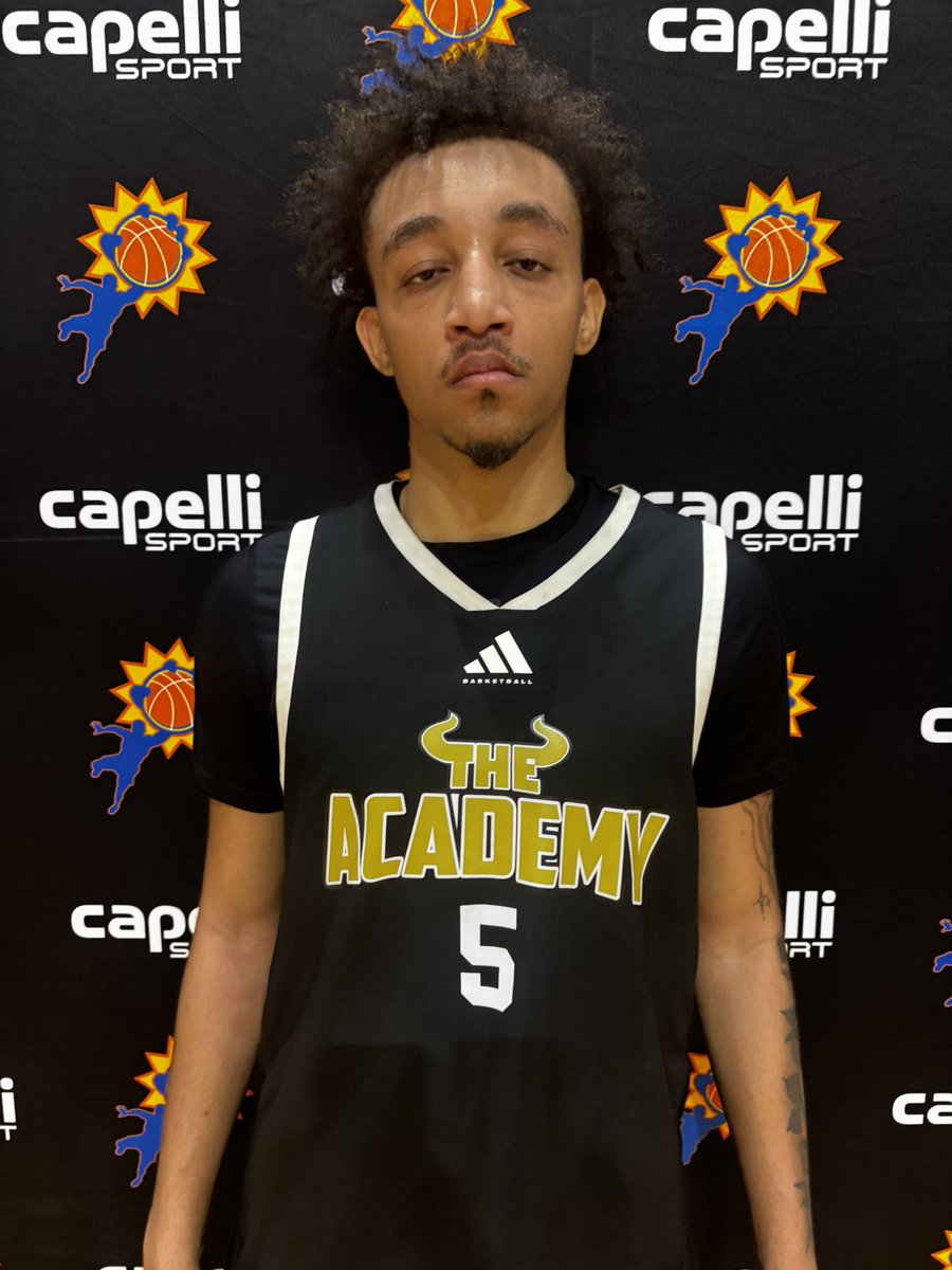 BIG SH🏀TS tweet media