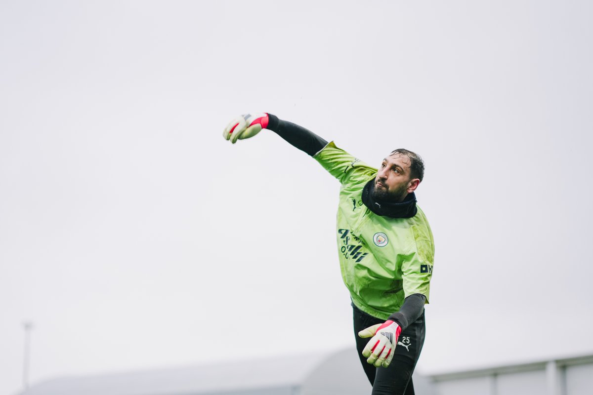 Shot blocker 😤🧤