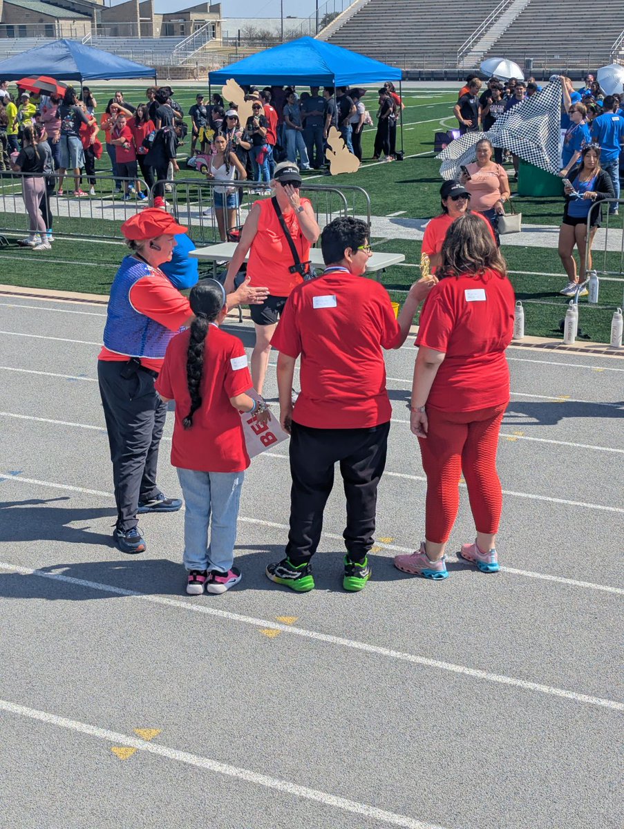 TaftOlympians's tweet photo. Taft was awarded the Spirit Award after todays amazing event... https://t.co/nhIDuTwXLW