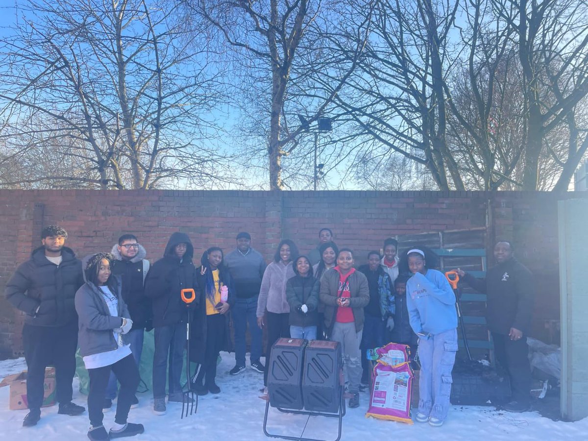 <a href="/WestMids_CA/">West Midlands Combined Authority</a> 'Community Month of Action' to reconnect people with nature features <a href="/LifegateCentre/">Lifegate Outreach Centre</a>  leading on youth empowerment via environmental education in #Walsall.

Follow link for more info
wmca.org.uk/what-we-do/env…